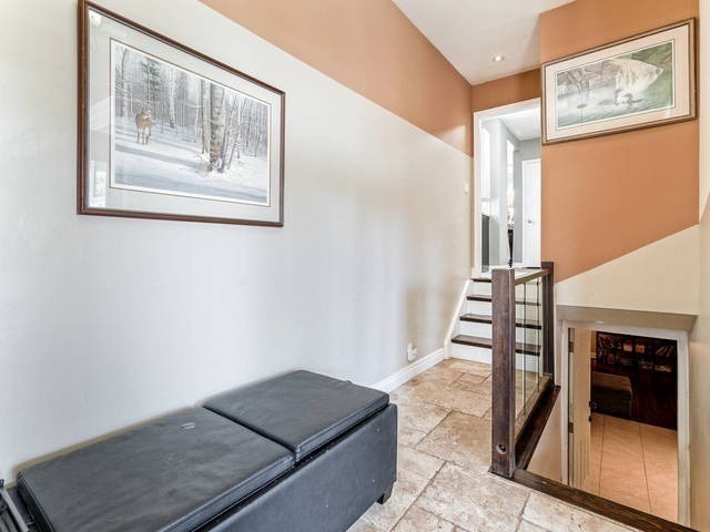 1392 Tansley Dr