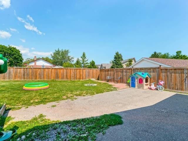 1392 Tansley Dr