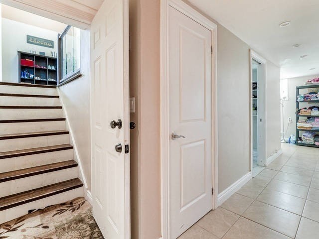 1392 Tansley Dr