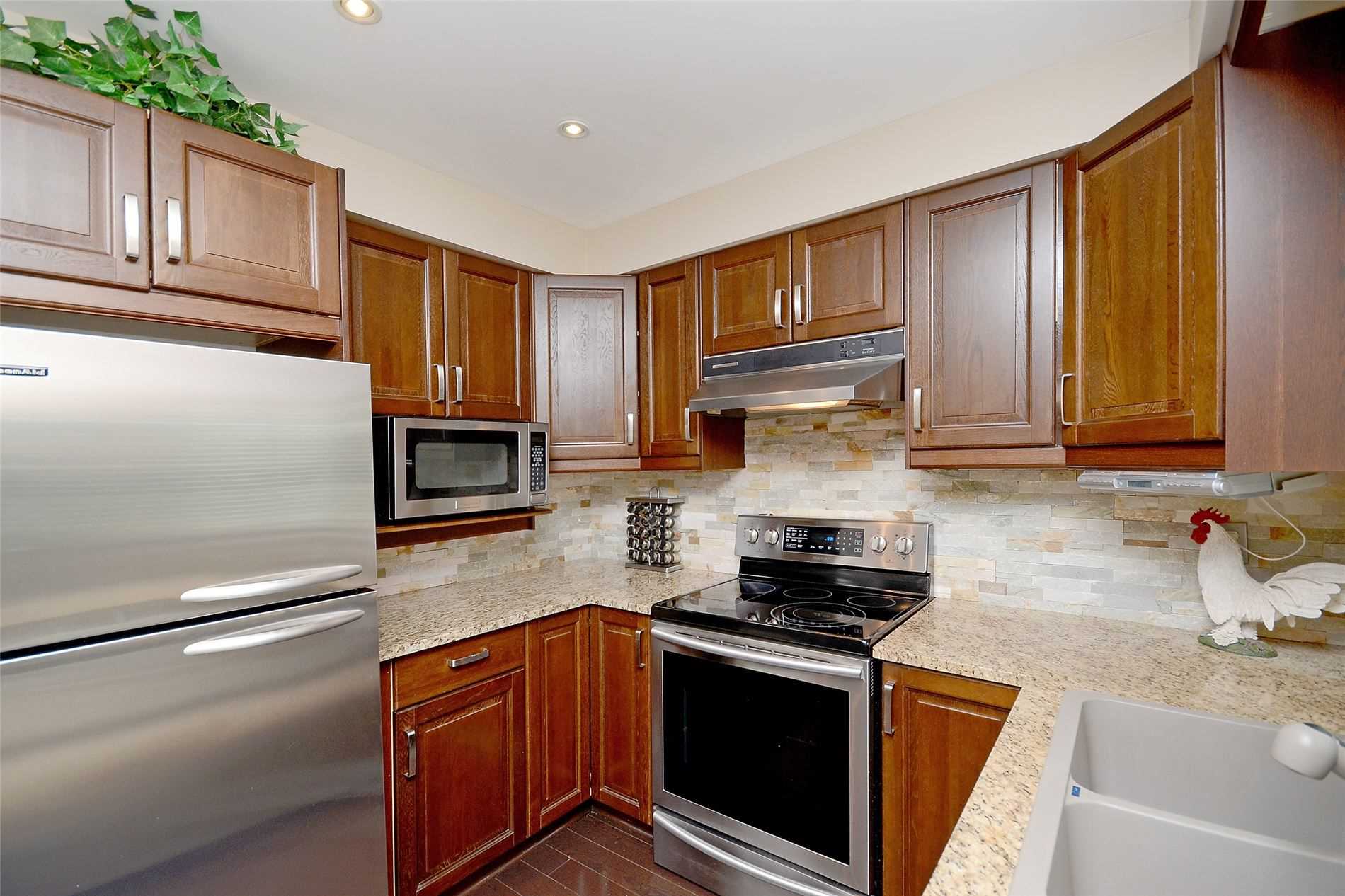 Listing W4897944 - Large Photo # 12