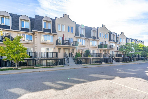 65 George Appleton Way 65 George Appleton Way