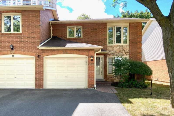 5020 Delaware Dr E 5020 Delaware Dr E