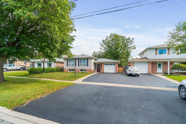 159 Mountainview Rd S, Halton Hills