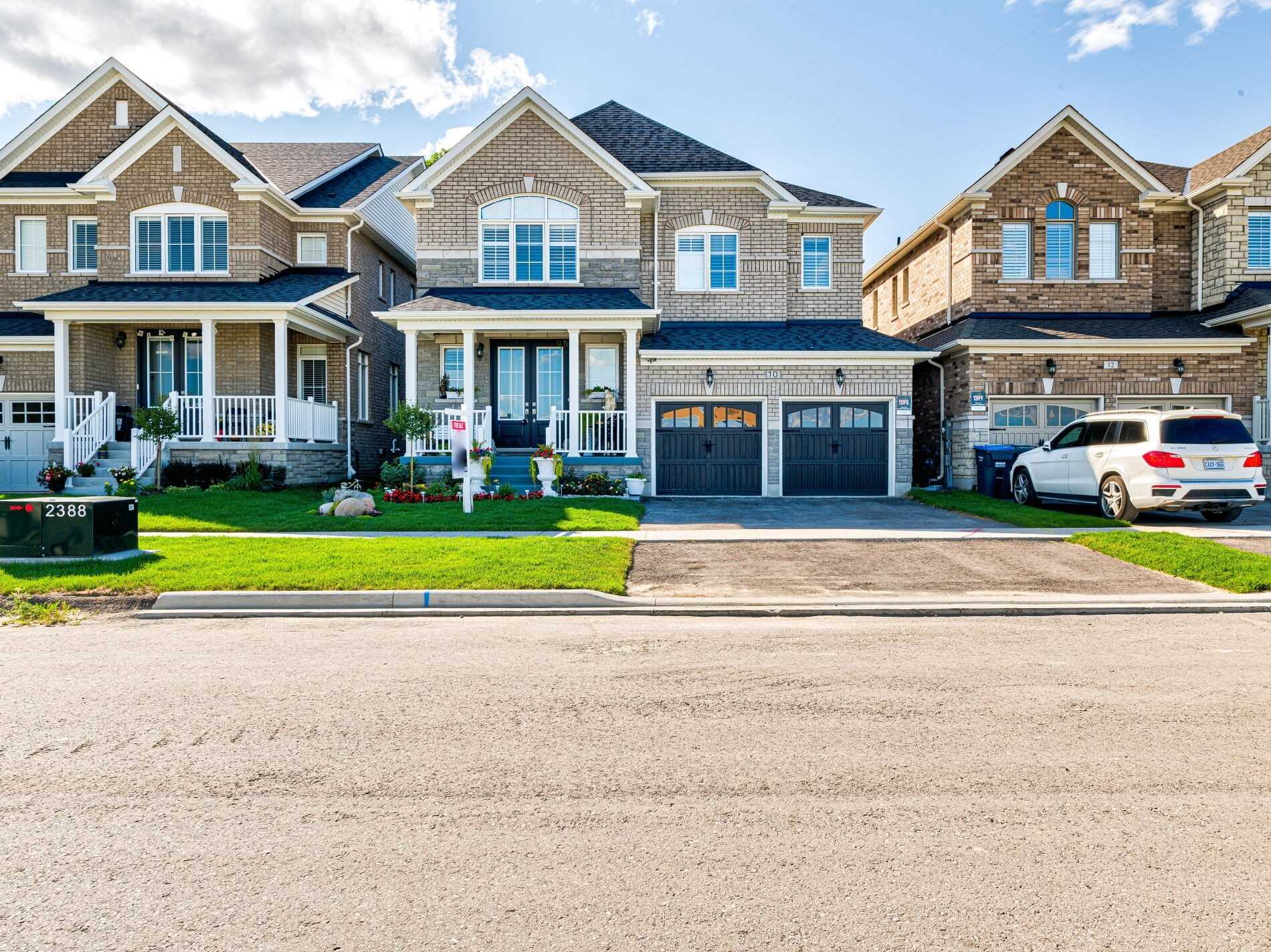 Listing W4904645 - Large Photo # 2