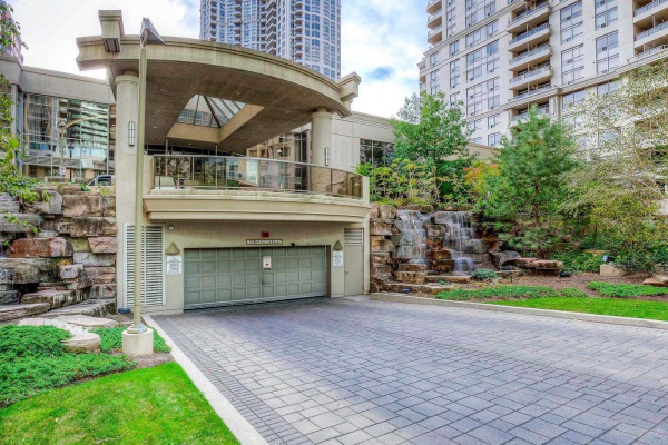 3888 Duke Of York Dr 3888 Duke Of York Dr