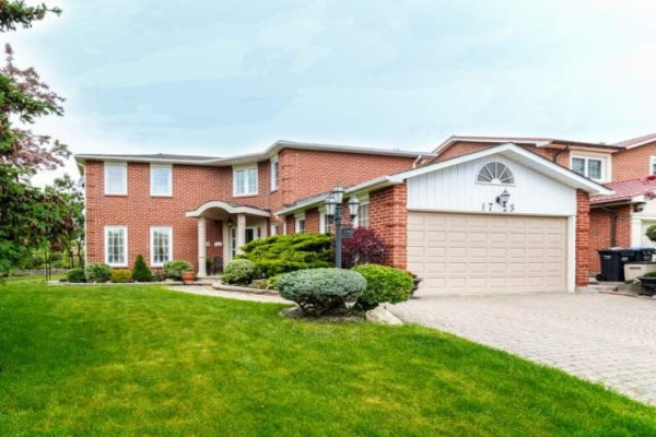 1723 Bough Beeches Blvd 1723 Bough Beeches Blvd