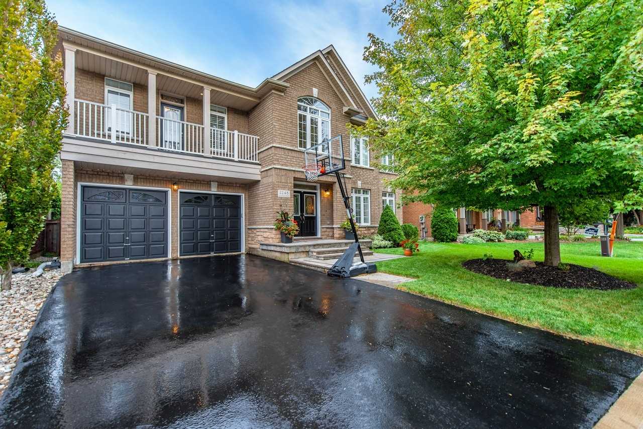 detached house for sale in brampton