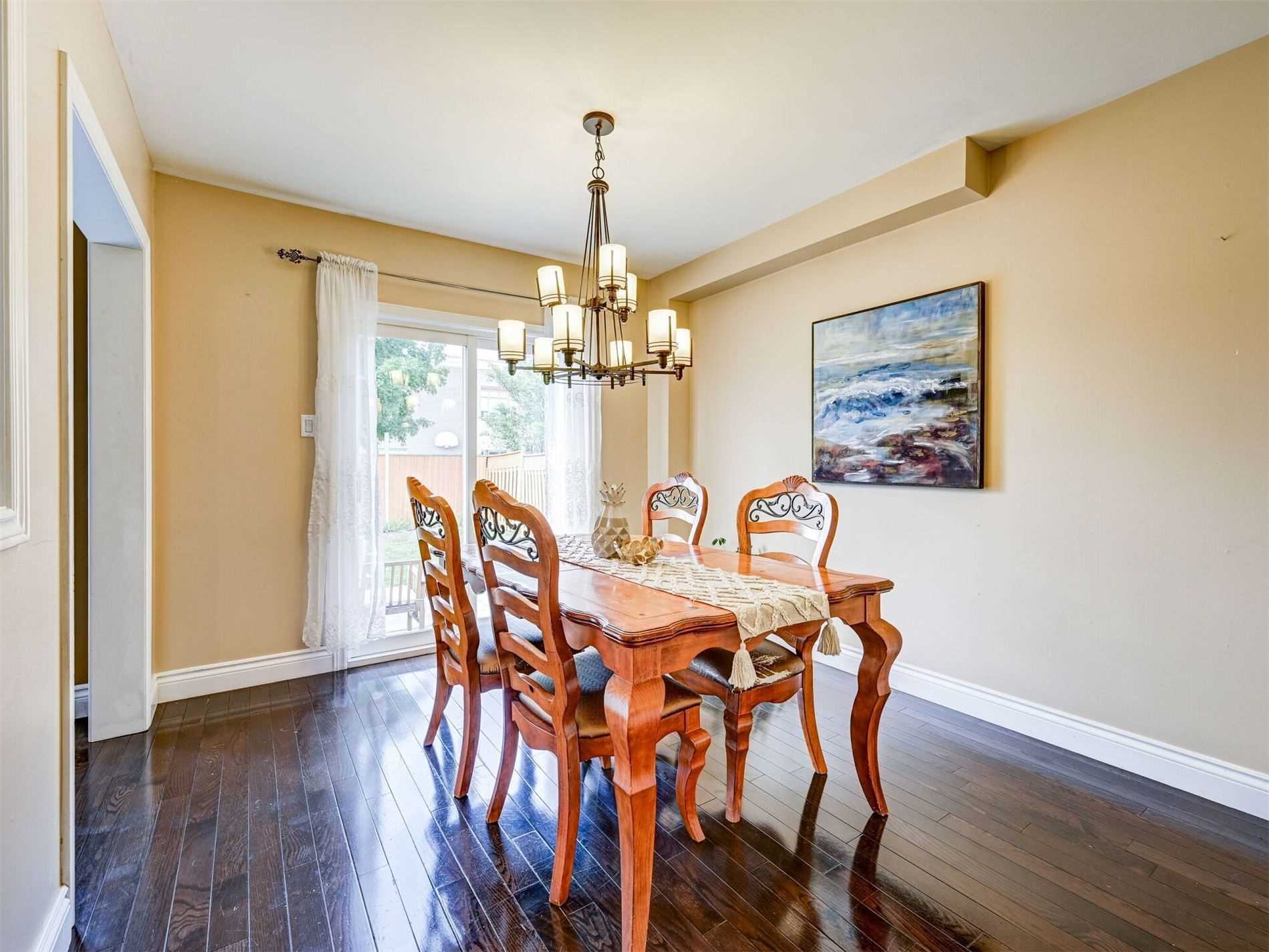 943 Preston Manor Dr
