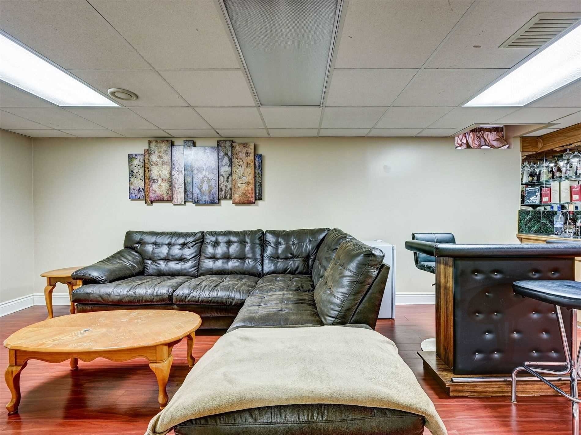 943 Preston Manor Dr