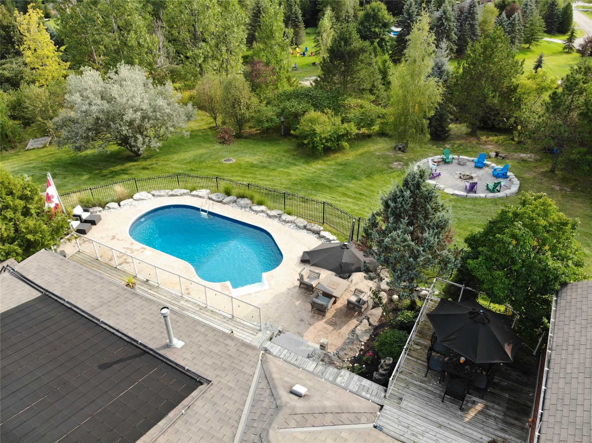 Listing W4916001 - Large Photo # 2