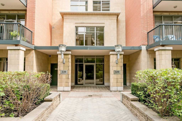 320 City Centre Dr 320 City Centre Dr