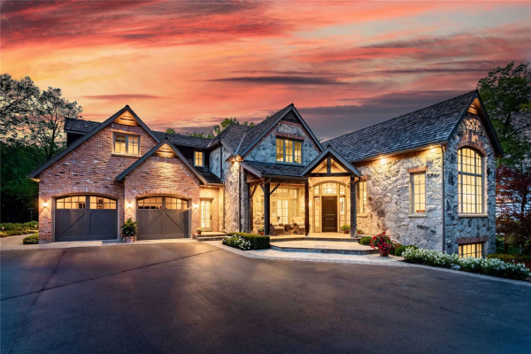 7531 Bell School Line, Milton