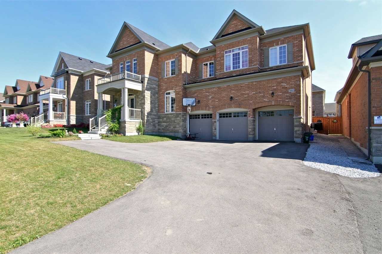 Creditview Rd (MLS® W4920391) See this detached house for sale in