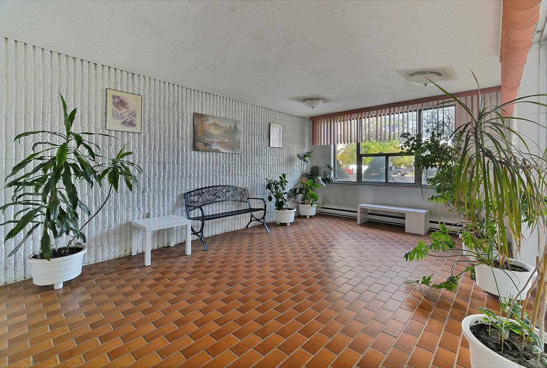 Listing W4920908 - Large Photo # 14