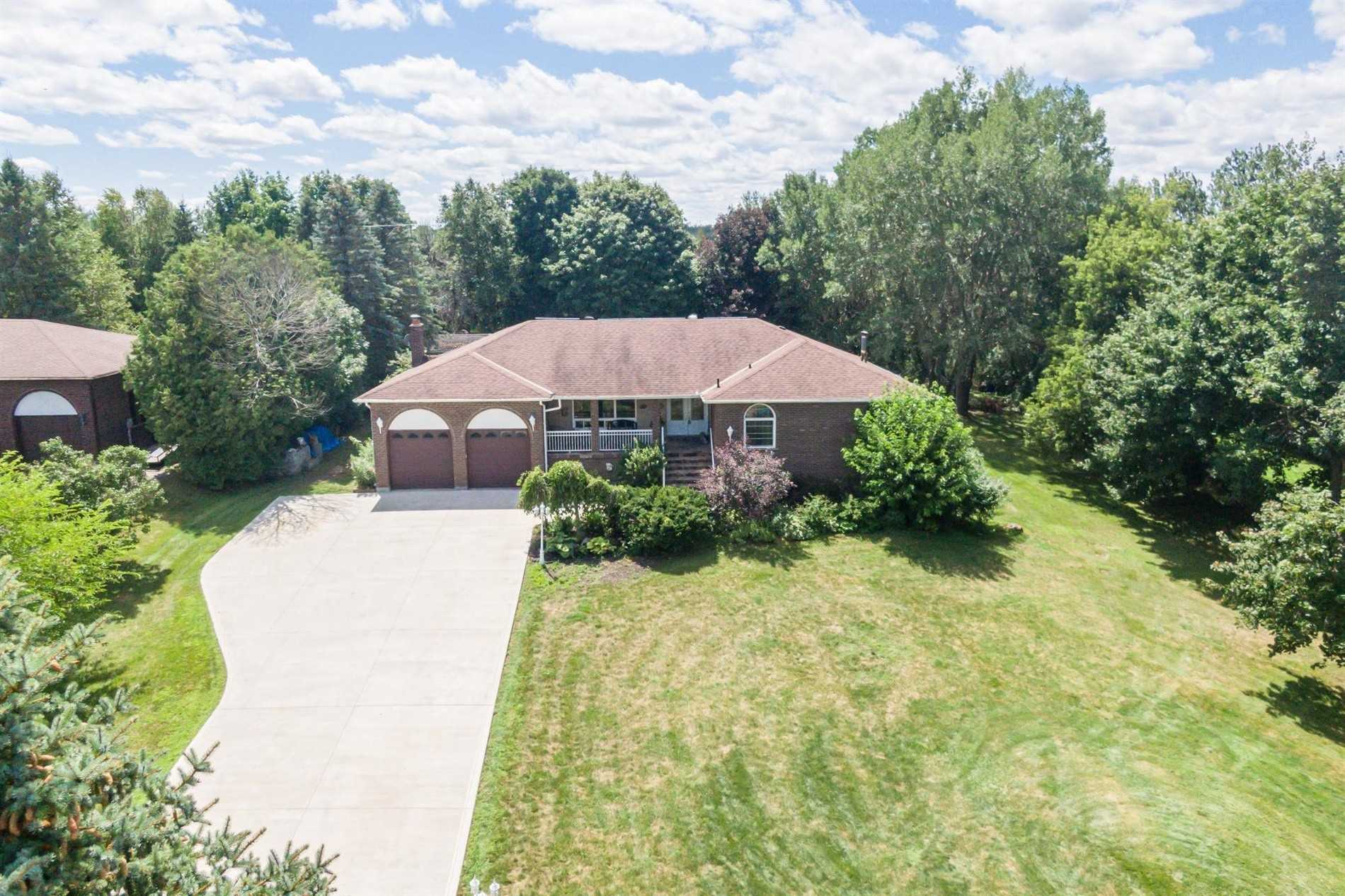 Innis Lake Rd (MLS® W4920945) See this detached house for sale in