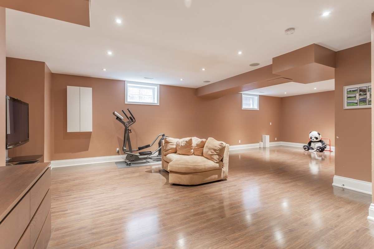 glen-park-ave-mls-w4920946-see-this-detached-house-for-sale-in