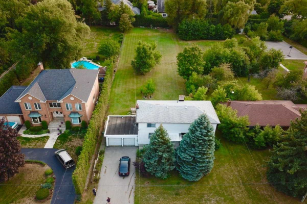 1524 Indian Grve, Mississauga
