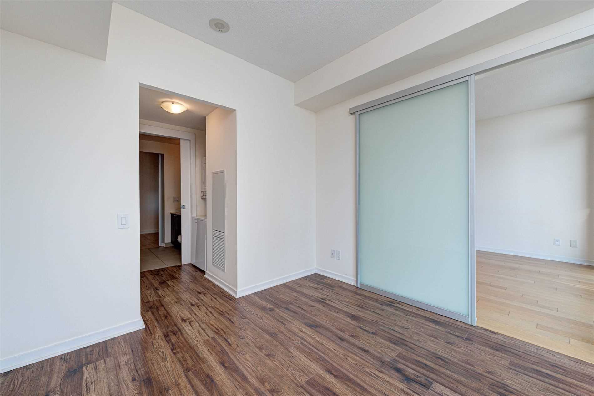 Listing W4921535 - Large Photo # 6