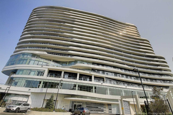 2520 Eglinton Ave W 2520 Eglinton Ave W