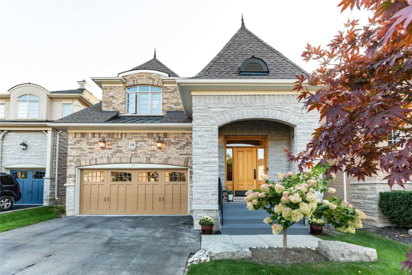 18 Lookout Crt, Halton Hills