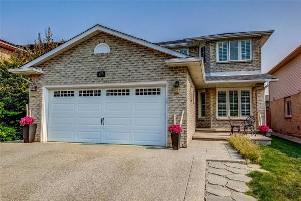 573 Deerhurst Dr E, Burlington