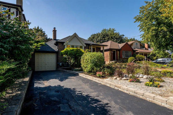 114 Humbervale Blvd, Toronto