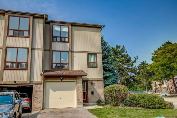 43 Guildford Cres, Brampton