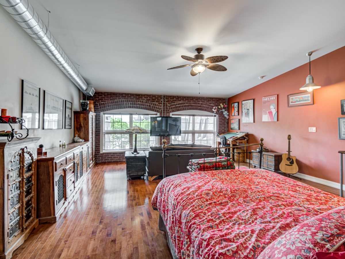 Listing W4927895 - Large Photo # 24