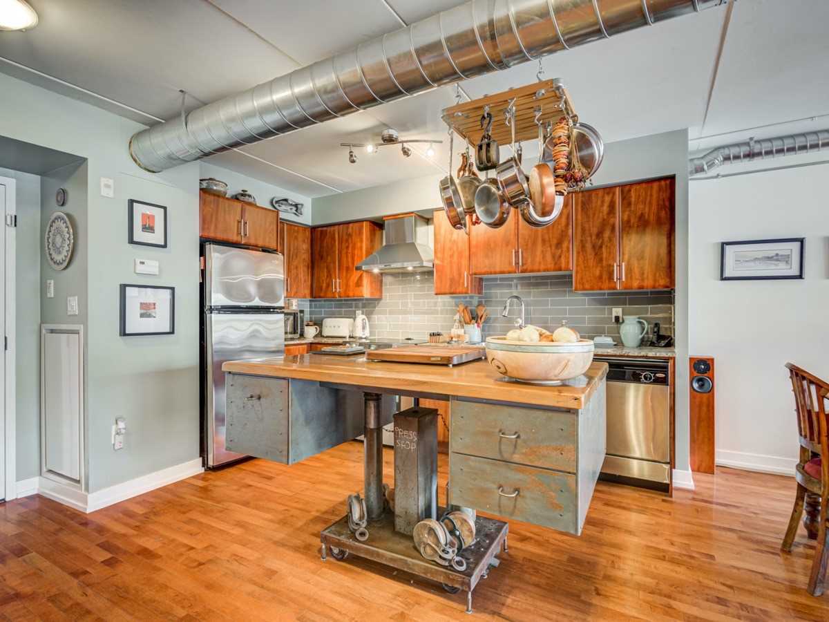 Listing W4927895 - Large Photo # 12