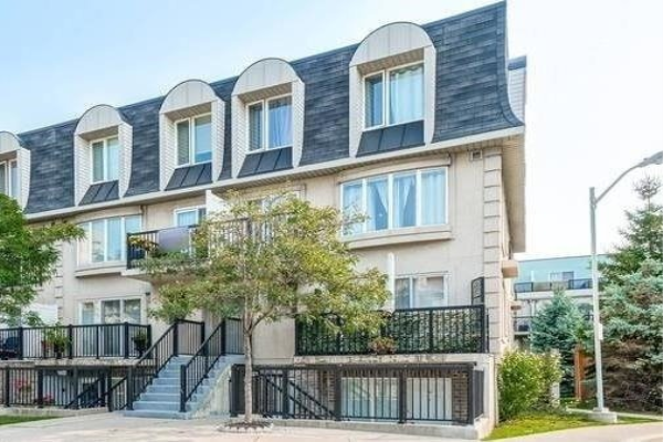 65 George Appleton Way 65 George Appleton Way