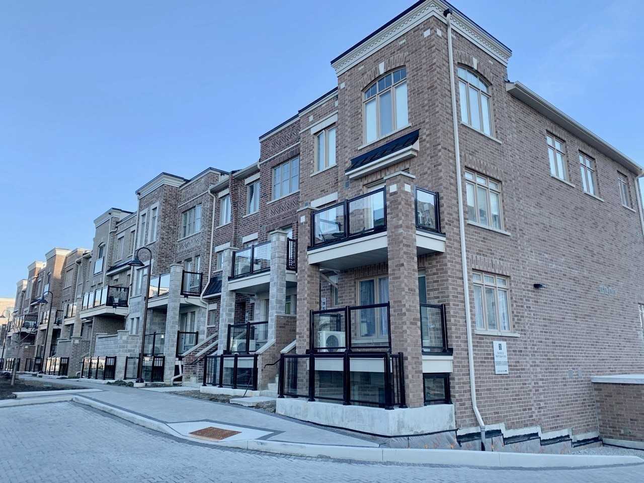 60 Parrotta Dr, #275