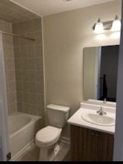 60 Parrotta Dr, #275