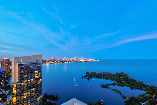 33 Shore Breeze Dr 33 Shore Breeze Dr