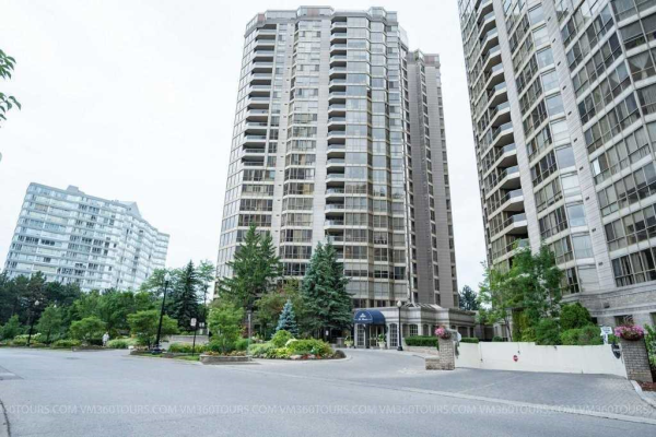 55 Kingsbridge Garden Circ 55 Kingsbridge Garden Circ