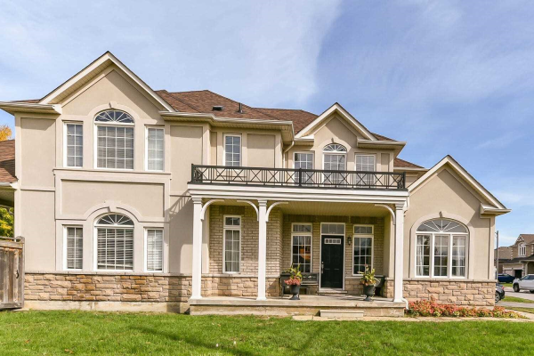 1503 Stewart Cres, Milton
