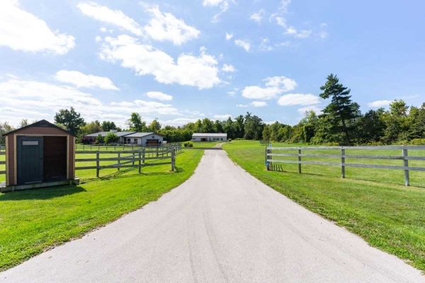 9390 Third Line, Milton