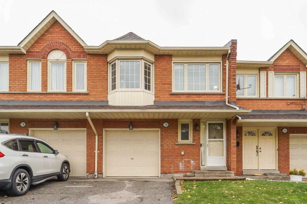 738 Winterton Way, Mississauga