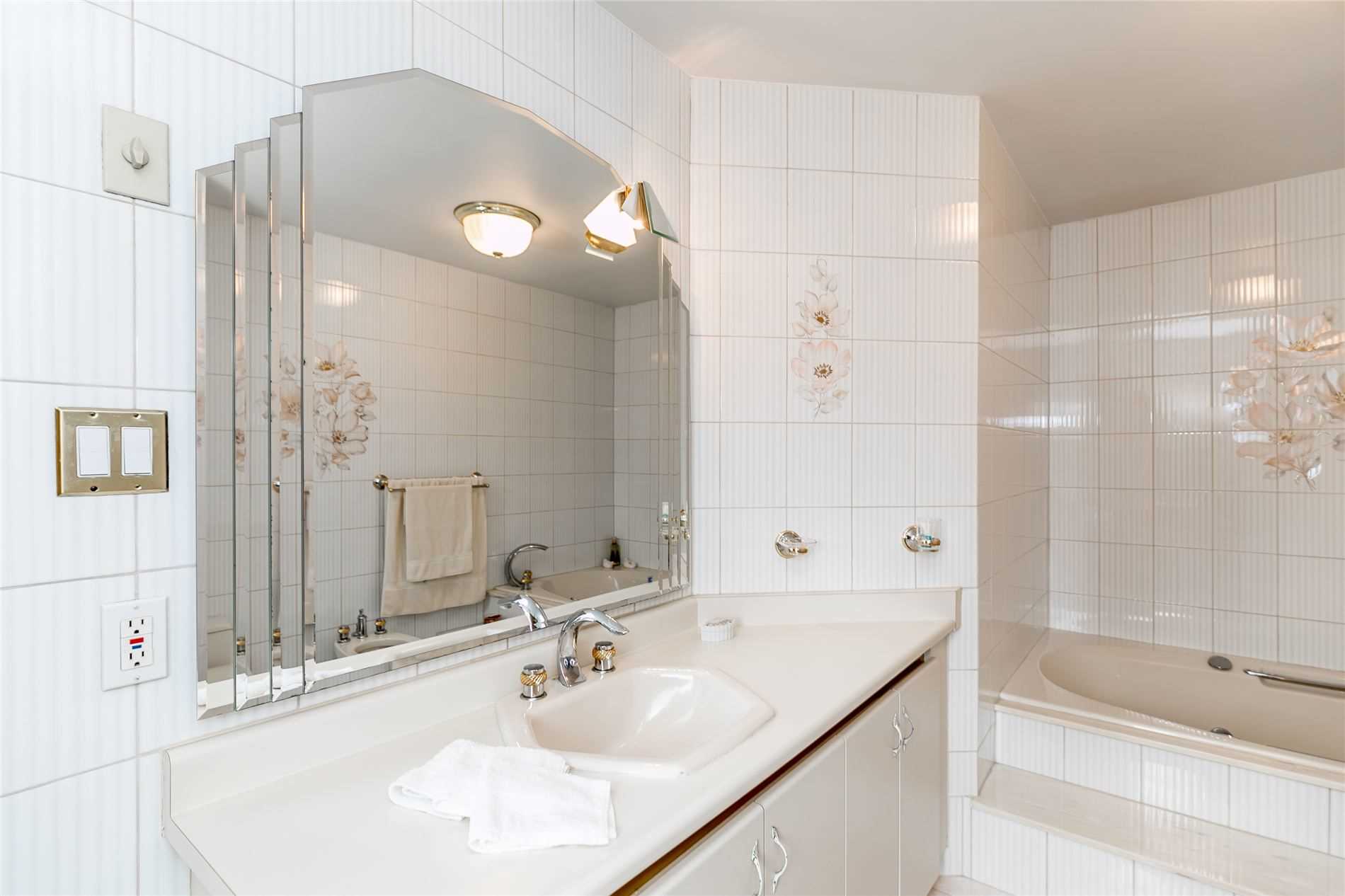 Listing W4967584 - Large Photo # 21