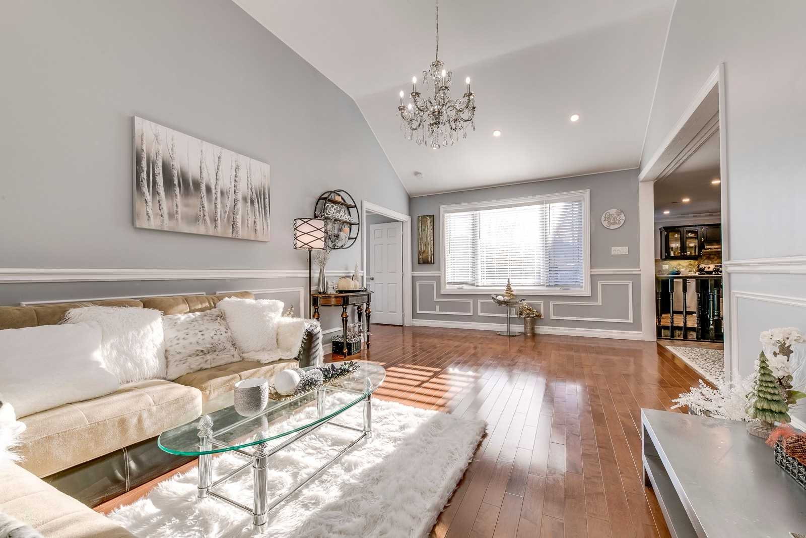 8 Kingswood Rd