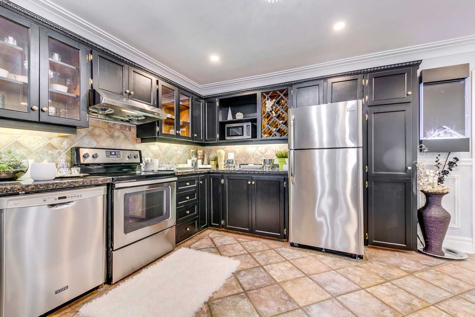 8 Kingswood Rd