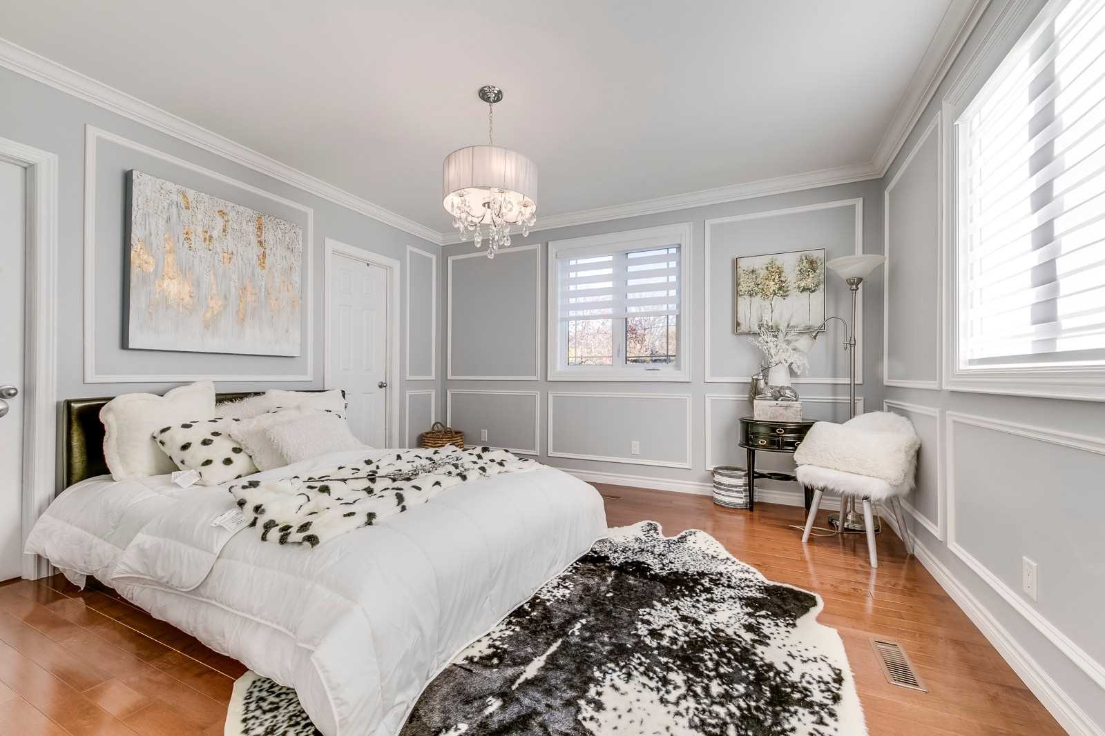 8 Kingswood Rd