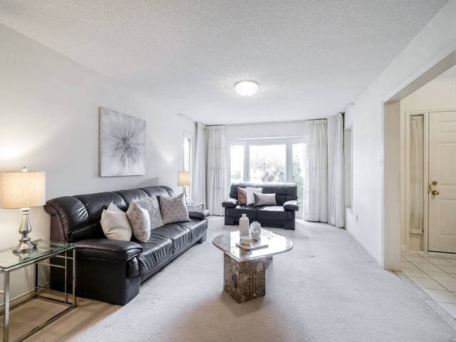 Listing W4977249 - Large Photo # 8