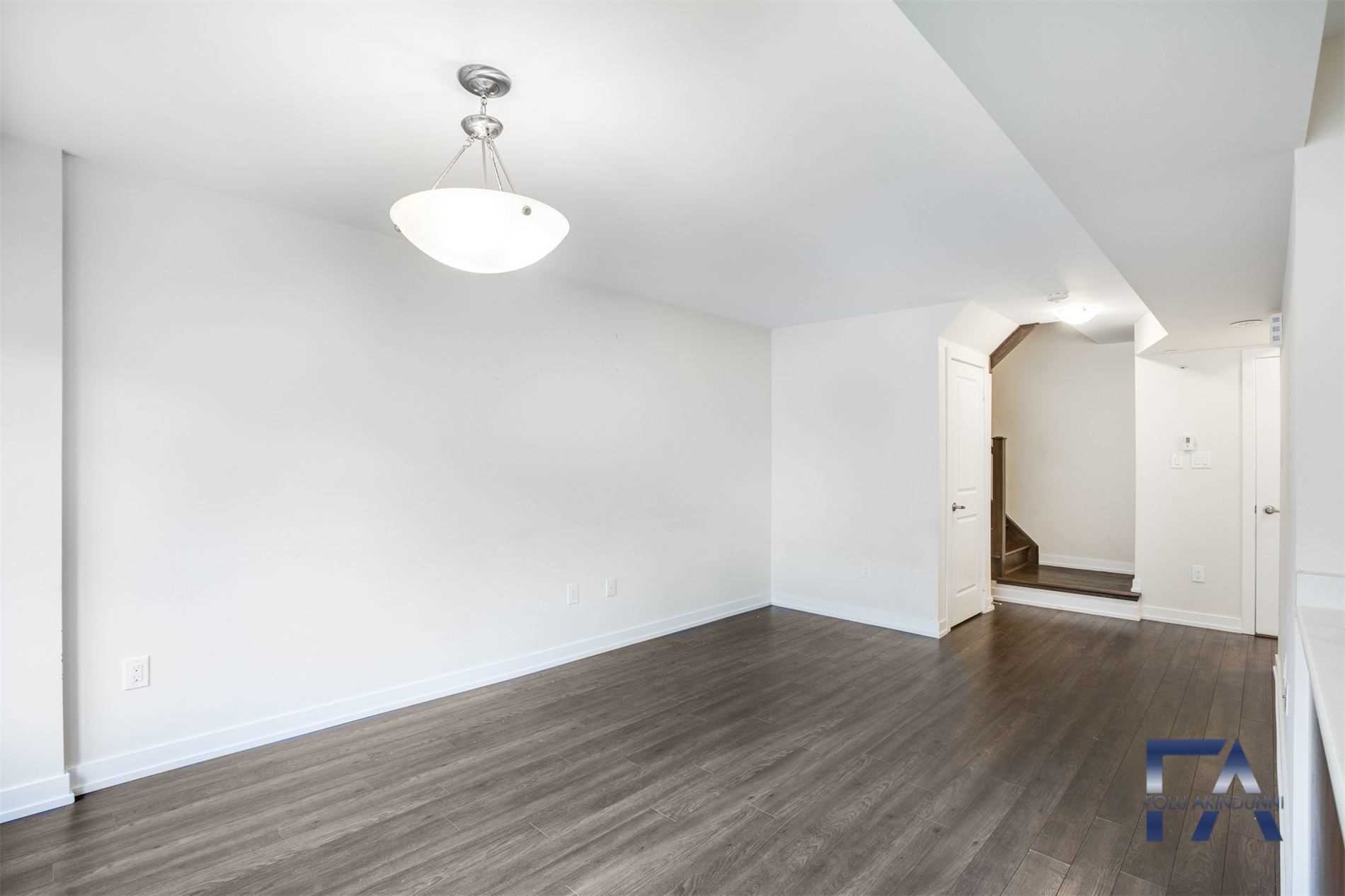 60 Parrotta Dr, #275