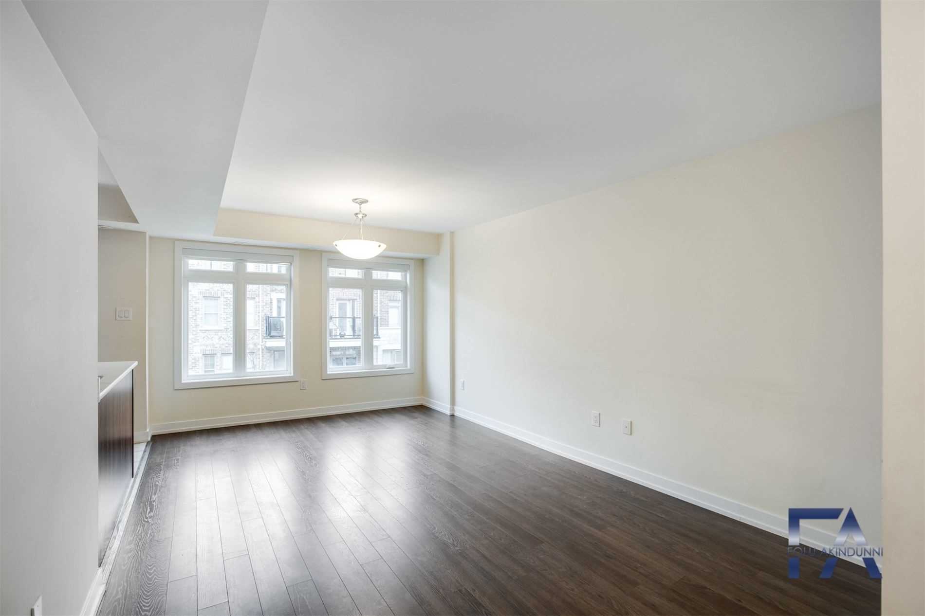 60 Parrotta Dr, #275