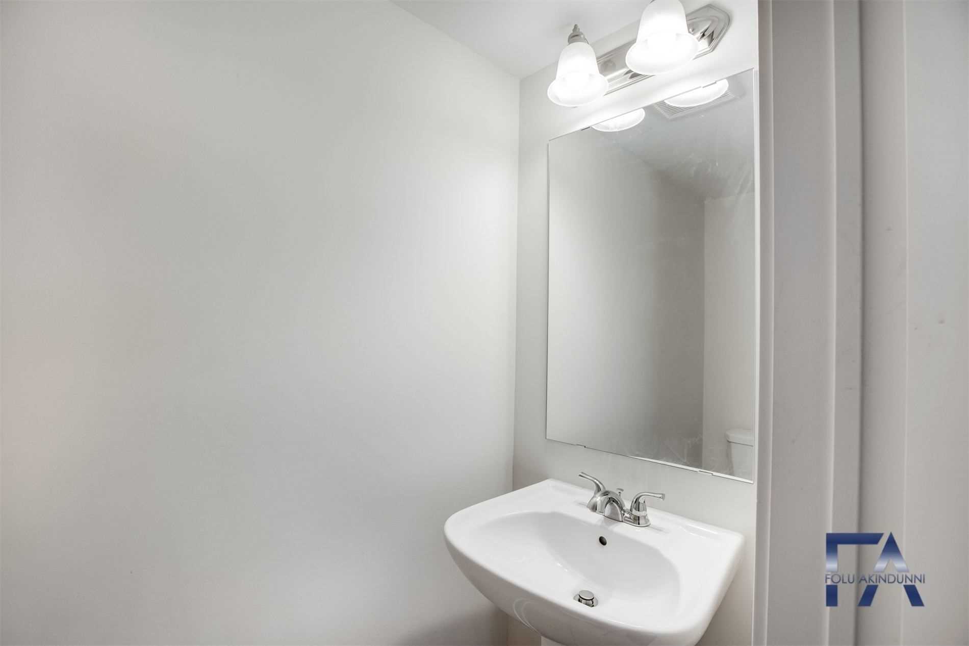 60 Parrotta Dr, #275