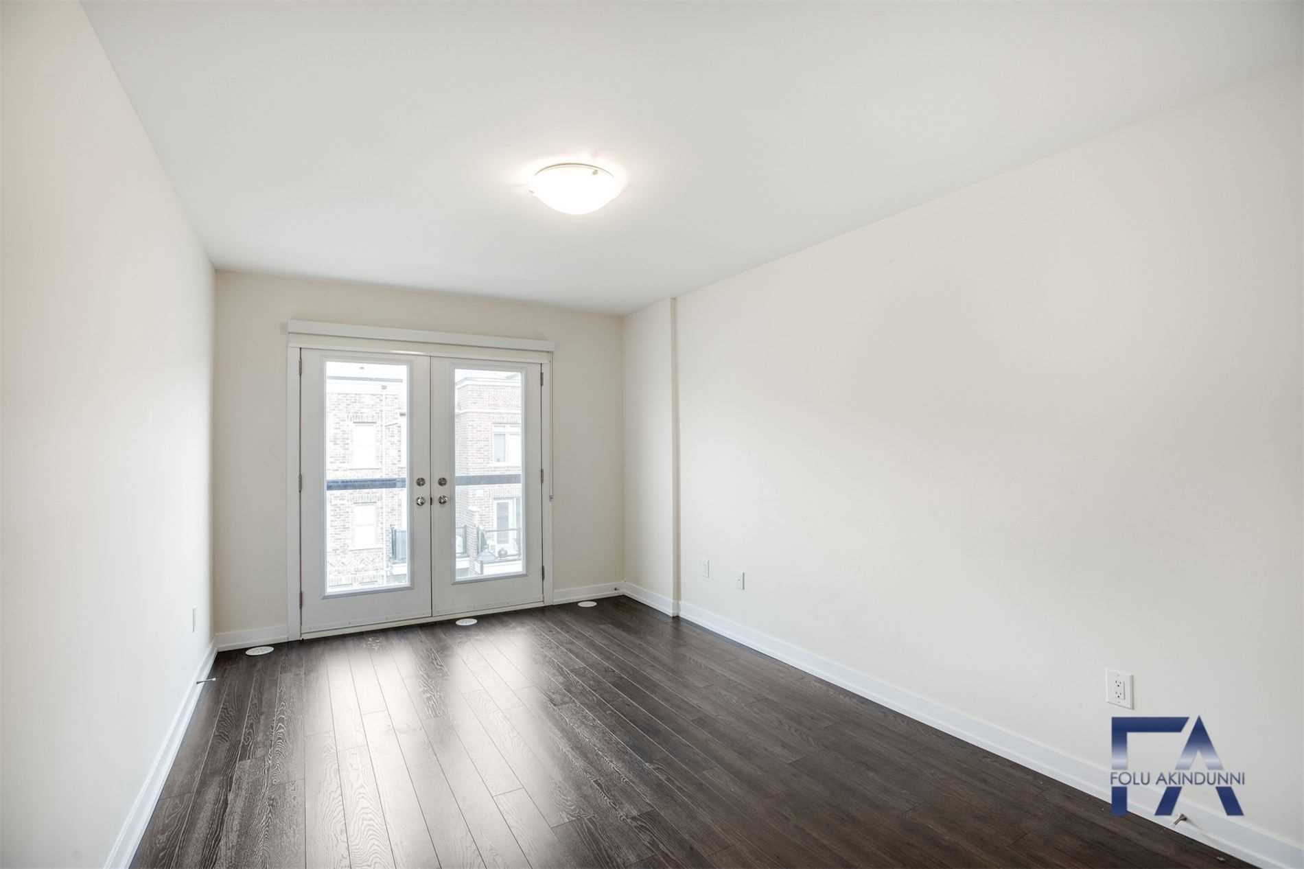 60 Parrotta Dr, #275