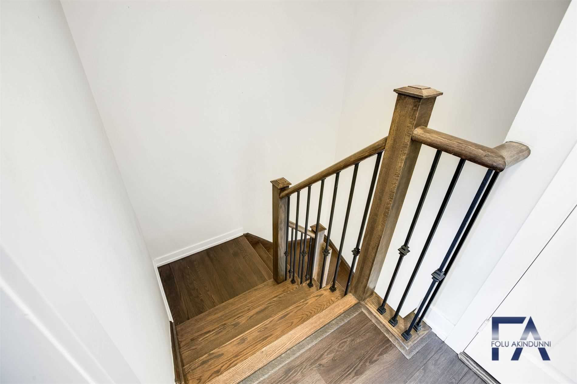 60 Parrotta Dr, #275