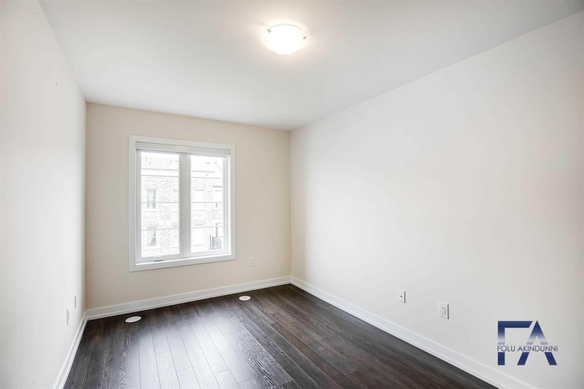 60 Parrotta Dr, #275