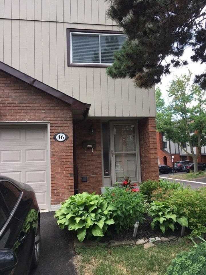 1764 Rathburn Rd E, #46