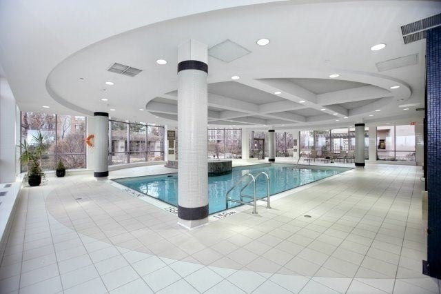 3880 Duke Of York Blvd, #2409